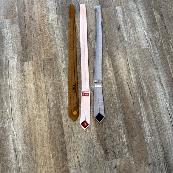 Slim Tie Lot (e.g., Calvin Klein, Zara, & Penguin) - Picture 2 of 3
